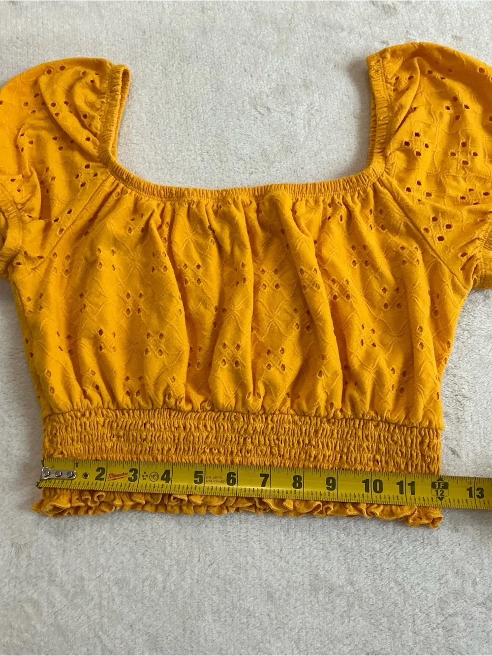 Hollister Smocked Waist Eyelet Embroidery Top Medium - Mustard Puff Sleeve - Picture 6 of 10